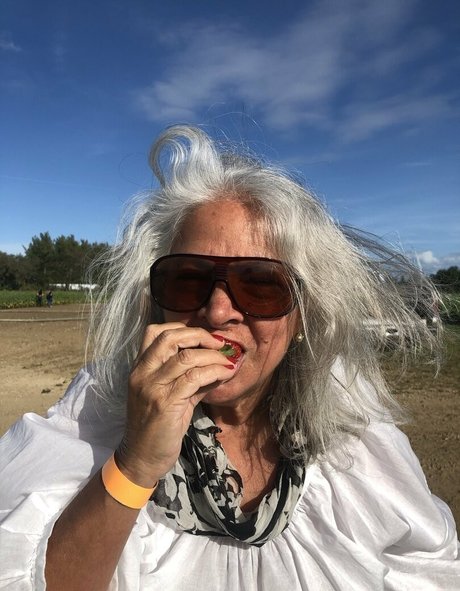 thebumbumbaroness star perfect gallery