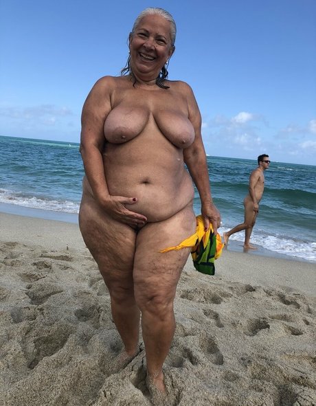 thebumbumbaroness xxx pornstar archive