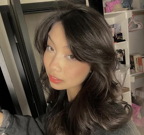 Trin Lovell pornographic actress pictures