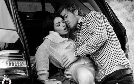 Ava Dalush hd model image