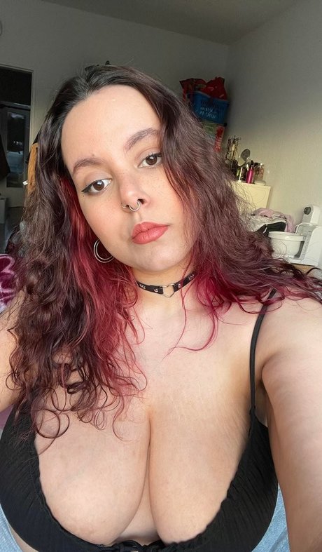 Peachyara best actress image