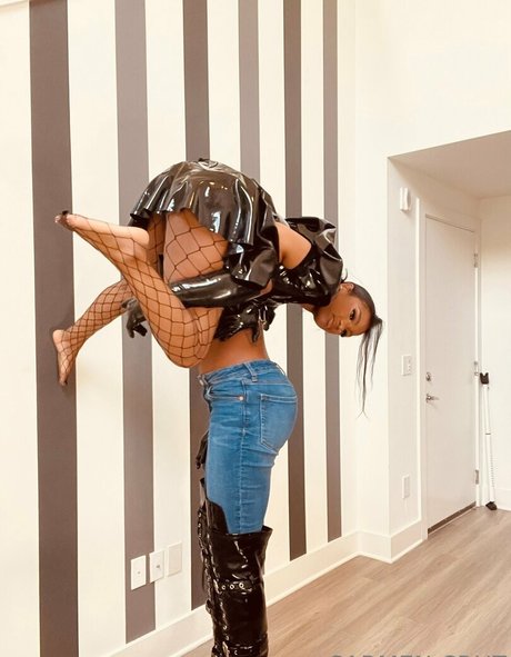 carmencruz model top gallery