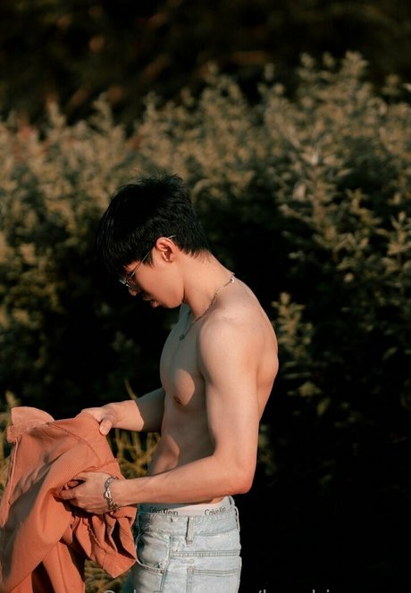 bombiemann model nudes pic