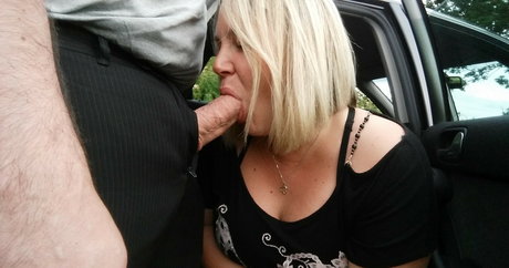 RachelReveals model pornographic pictures