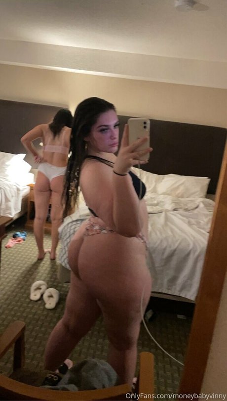 moneybabyvinny star nudes pictures