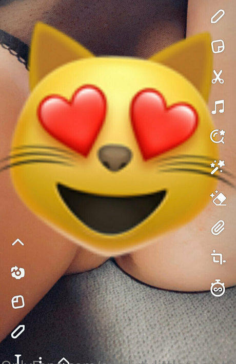 ourdirtylittlesecret96 model hd pic