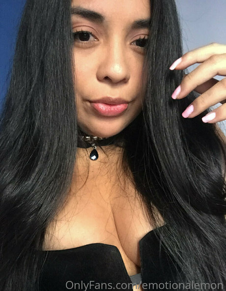 emotionalemon exclusive actress pics