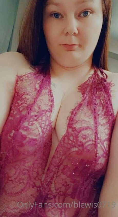 blewis0719 best model pic