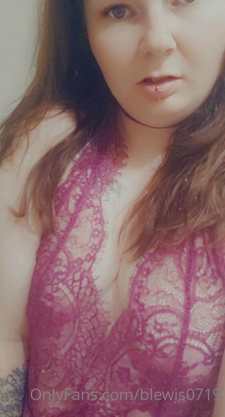 blewis0719 hd actress photo