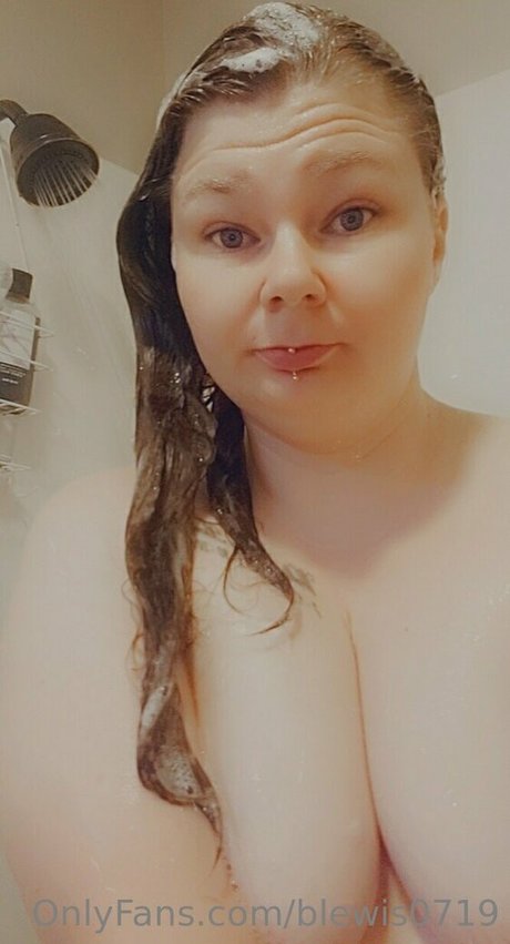 blewis0719 naked model archive