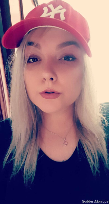 moniiquefox model art photo