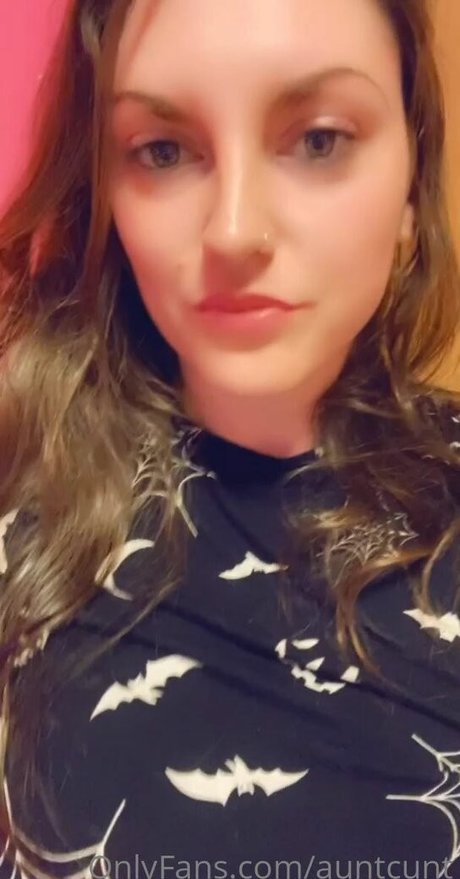auntcunt sexy model images