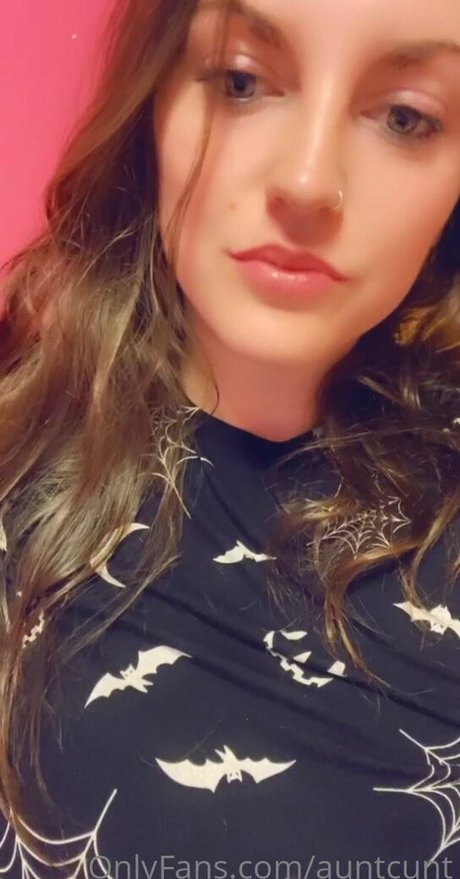 auntcunt model erotic galleries