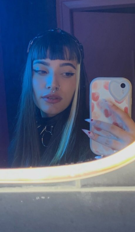 Giogabs model erotic image