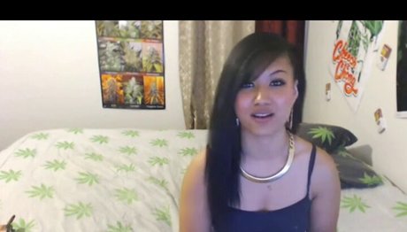 Lucky Lee nude model gallery