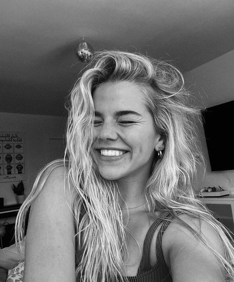 Becca Means pornstar pictures