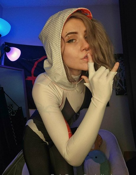 adalindgrayfree porn star photo