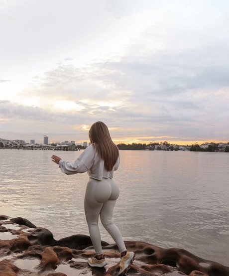 Maria Perez nude model picture