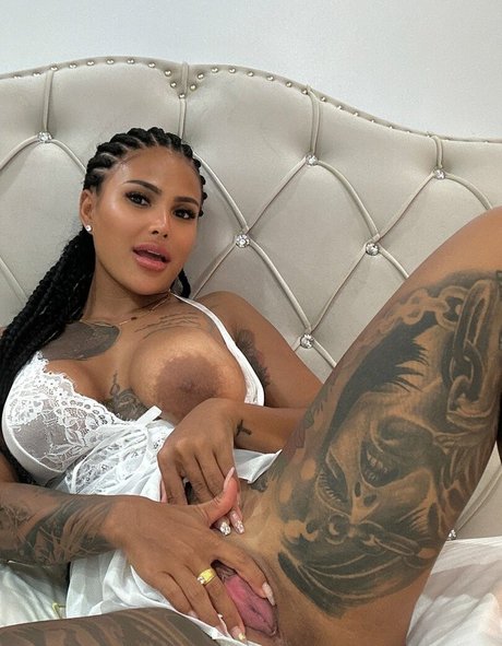 Hola Vix top pornstar picture