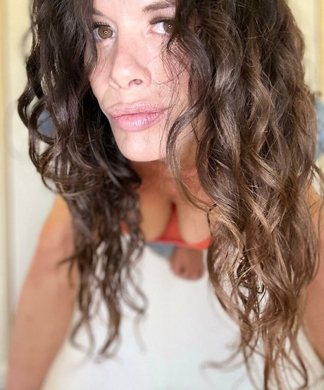 OnlyJans2023 pornstar naked gallery