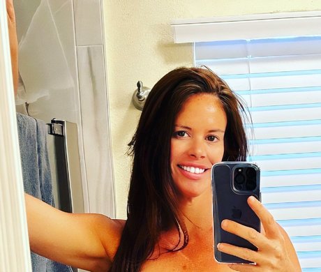 OnlyJans2023 porn star photos