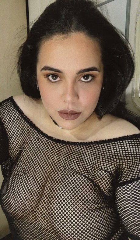 Goddes Nini pornstar high quality pic