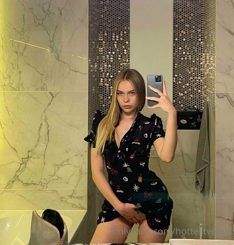 hottestvenus pornstar free images