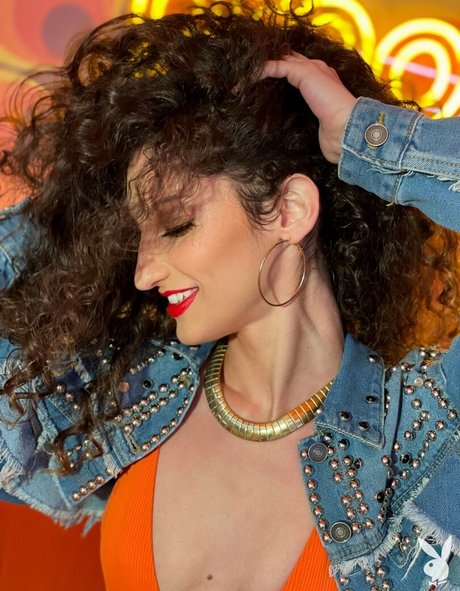 Lina Jade beautiful pornstar image