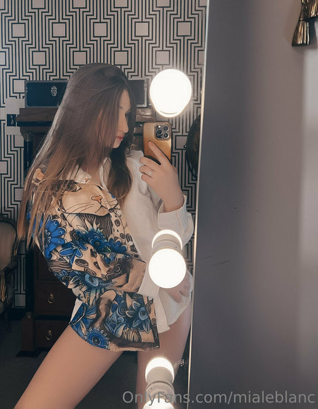 mialeblanc porn model images