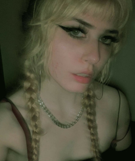 Blandestt nude pornstar gallery