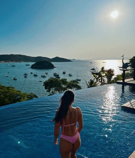 giroquue pornstar beautiful pic