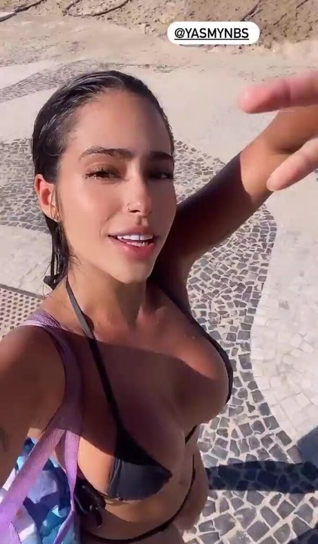 giroquue xxx star archive