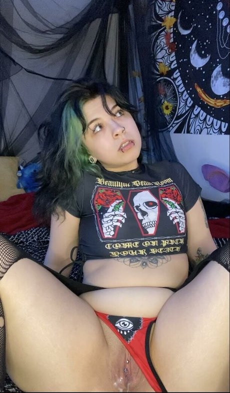 Lyssa Lowe model nude galleries