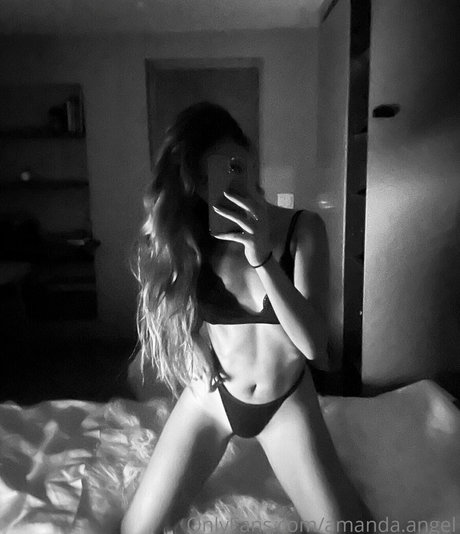 amandaruberto star art archive