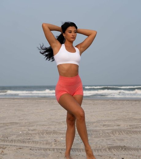 fit with brooke exclusive model gallery