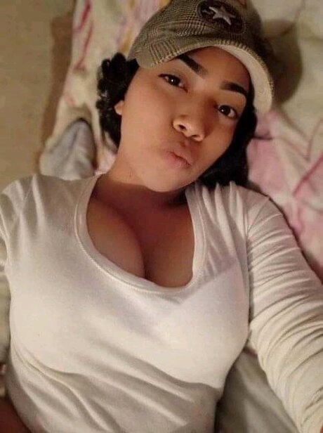 Yessica Guevara model hd img