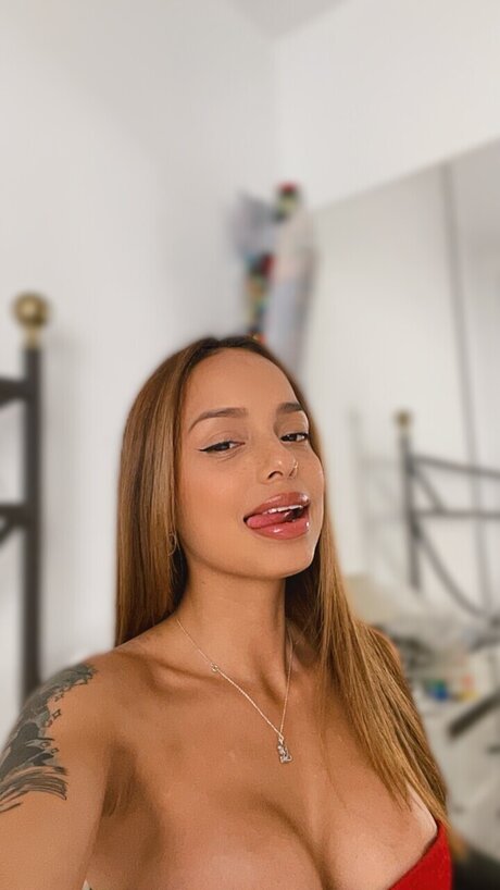 _July_ model sex pics