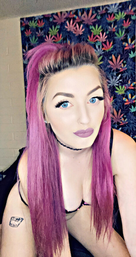 Rena Radiant pornstar pics