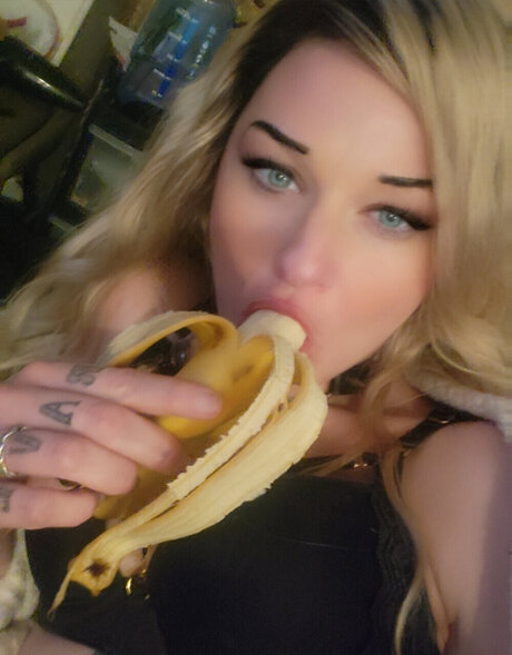 Naughtytopia erotic star archive