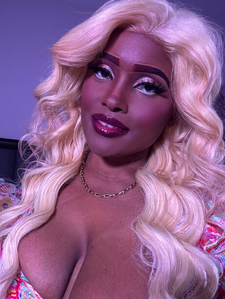 Monet Fontaine pornstar beautiful archive