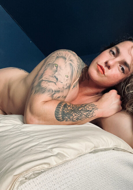 LexiMarquise star pretty photo