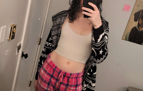 Gussy Queen 3 star porn archive