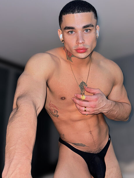 _Kenny King first_ art star pictures