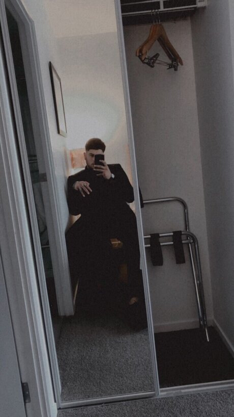 Big Ezey sexy actress pics