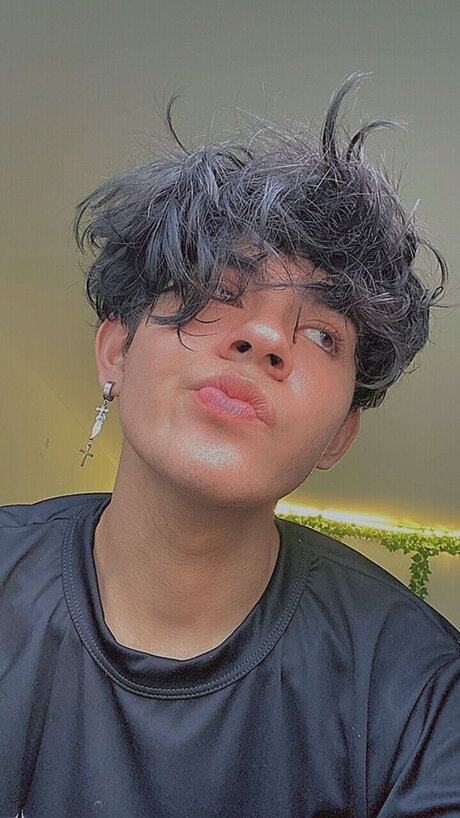 Andres Vasquez star archive