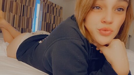 Mickayla Ann naked pornstar pics