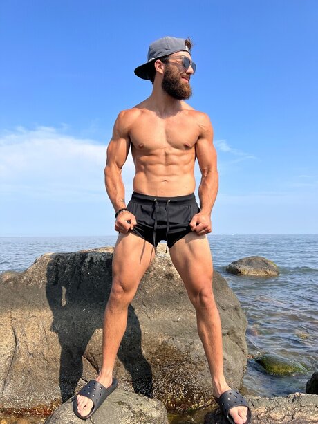 Leo Daddy NEW TO OF_ model nudes photos