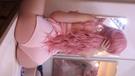 Journee adult model img