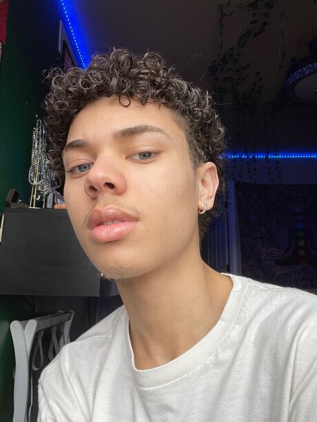 il lustrious porn actress galleries