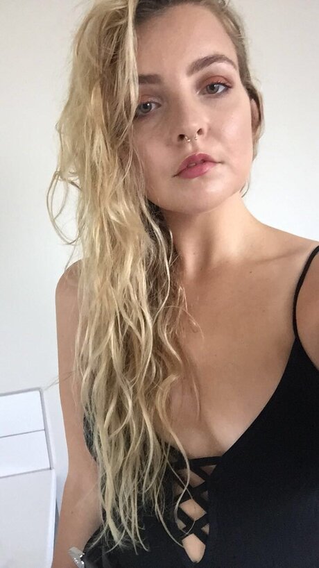 Jessa Louise free star archive